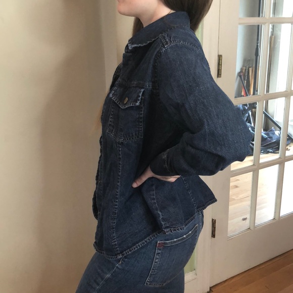 Eddie Bauer PS blue denim snap button shirt - Picture 3 of 6